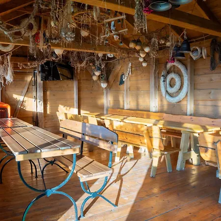 Osada Na Ochodzitej Lodge *